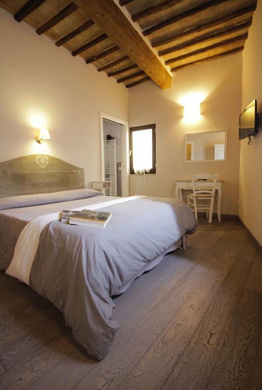 B&B Il Senesino Siena Bagian luar foto